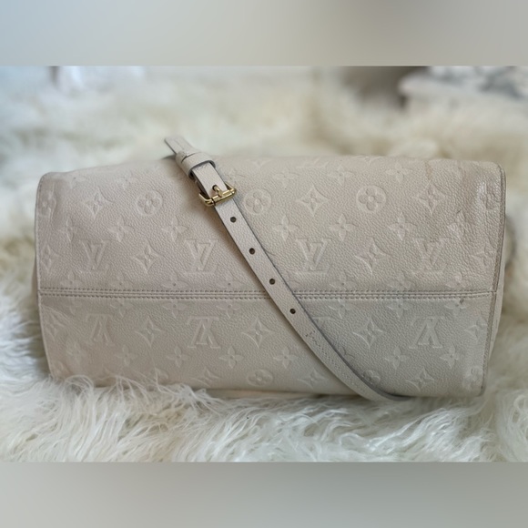 Louis Vuitton Luminuese Monogram Leather cream Crossbody Purse Authentic - Picture 10 of 10